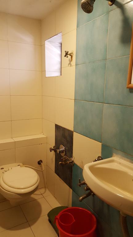 Hotel Relish Vadodara Luaran gambar